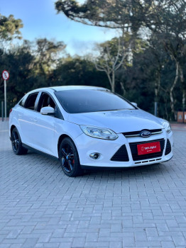 Ford Focus SEDAN SE 2.0 AUTOMÁTICO