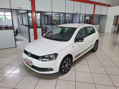 Volkswagen Gol SELEÇÃO 1.0 Mi Total Flex 8V 5p