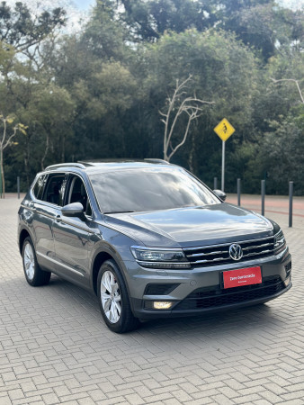 Volkswagen Tiguan 250 TSI AUTOMÁTICA 7 LUGARES