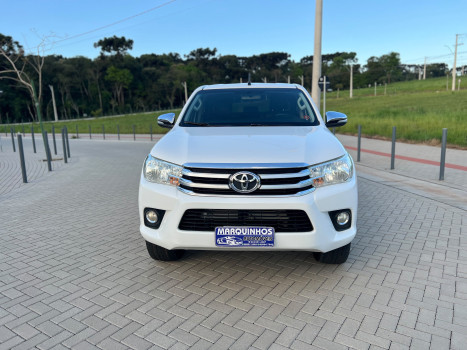 Toyota Hilux SW4 Diamond 2.8 TB 4x4 Die. Aut 