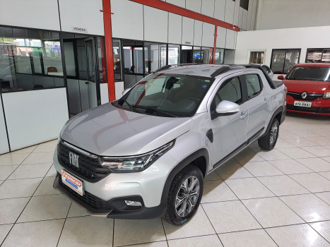 Fiat Strada Volcano 1.3 Flex 8V CD