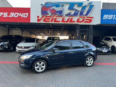 Ford Focus ghia 2.0