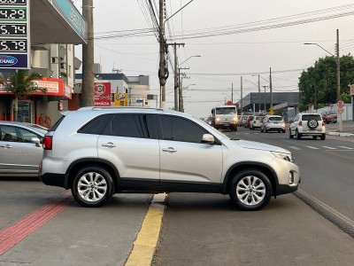 Kia Motors Sorento 2.4 Flex Aut. 2014 Completa