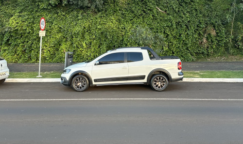 Volkswagen Saveiro CROSS CABINE DUPLA