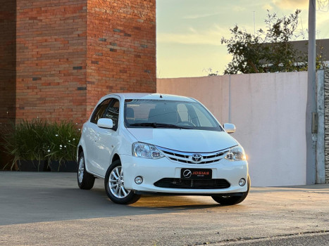 Toyota  etios hb xls