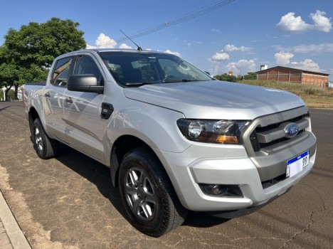 Ford Ranger XLS 2.2 4x4 Manual