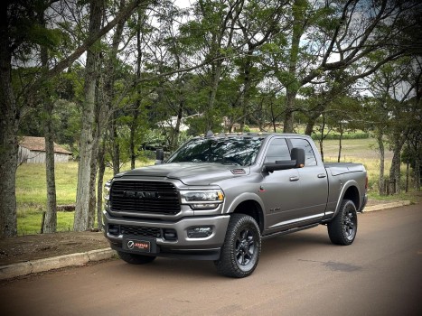 RAM  2500 laram. 6.7 night ed. tb cd 4x4 die.