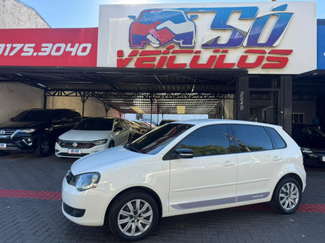 Volkswagen Polo 1.6 MANUAL