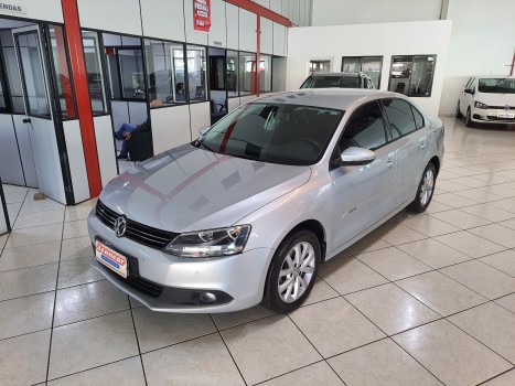 Volkswagen Jetta Comfortline 2.0 T.Flex 8V 4p Tipt.