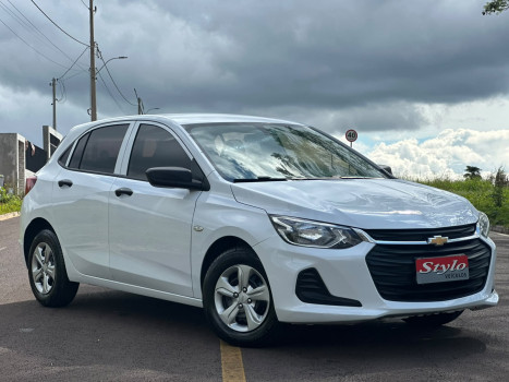 Chevrolet Onix MT HB