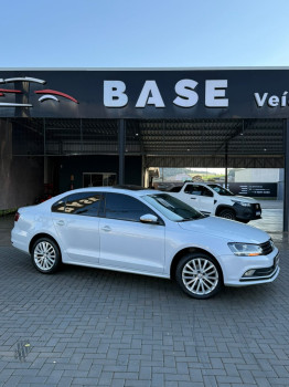 Volkswagen Jetta COMFORTLINE 1.4