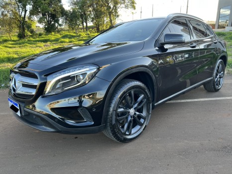 Mercedes-Benz Classe GL GLA 200 ADVANCED