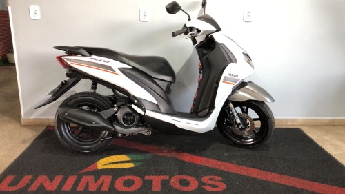 Yamaha FLUO 125 