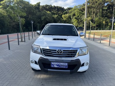 Toyota Hilux 2013 completa 4x4 Disel 3.0 automática