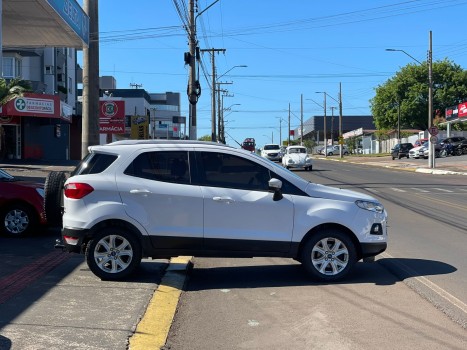 Ford Ecosport Titanium 2.0 Flex Aut. 2015 Completa