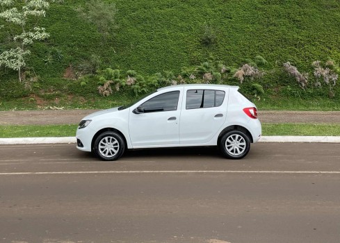 Renault Sandero EXPRESSION 1.0 COMPLETO