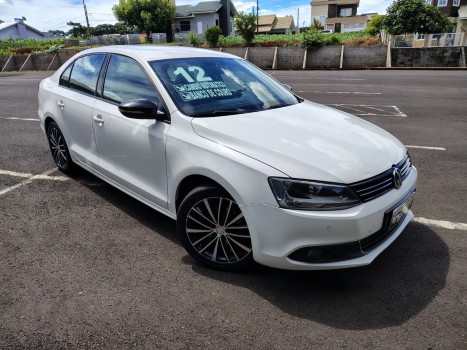 Volkswagen Jetta CONFORTLINE 2.0 AUT.