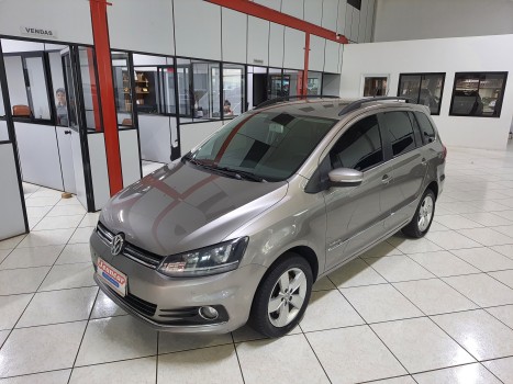 Volkswagen Spacefox Highline 1.6 T. Flex 16v
