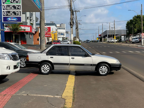 Chevrolet Omega Monza Sle 2.0 Aut. 1993 Completo