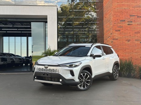 Toyota  ccross xre 20