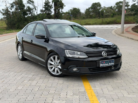 Volkswagen Jetta COMFORTLINE 2.0 AUT