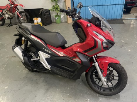 Honda ADV 150 top de linha