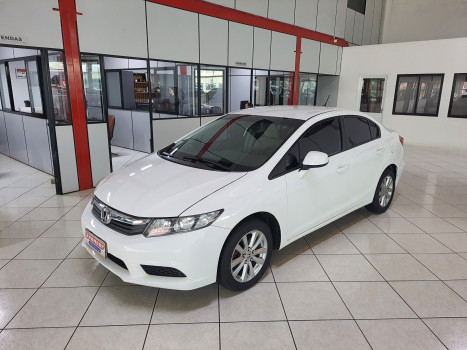 Honda Civic Sedan LXS 1.8 Flex 16V Aut. 4p
