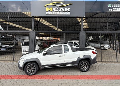 Fiat Strada Adventure 1.8 Locker  CE