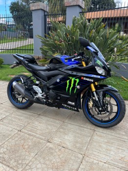 Yamaha YZF RS Montser