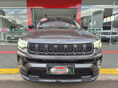 Jeep Compass 1.3 T 270 turbo
