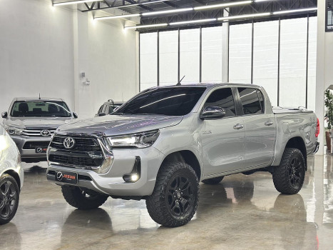 Toyota  hilux 2.8 srv 4x4 cd 16v diesel 4p automatico