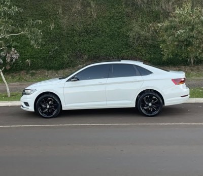 Volkswagen Jetta COMFORTLINE 1.4 PACOTE RLINE