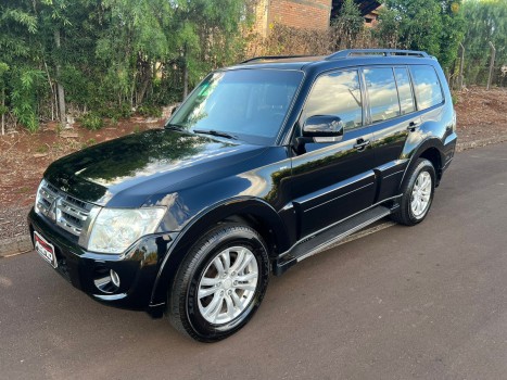 Mitshubishi Pajero Full 3.2 HPE 4X4 16V TURBO INTERCOOLER DIESEL 4P AUTOMÁTICO
