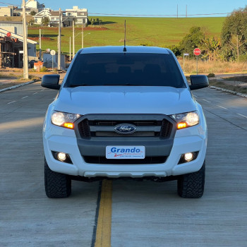 Ford Ranger XLS 2.2 Diesel 4x4 Automática
