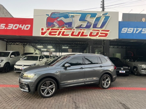 Volkswagen Tiguan 350 R-LINE HIGHLINE