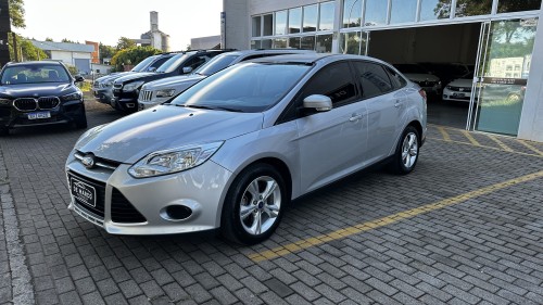 Ford Focus S AT 2.0,