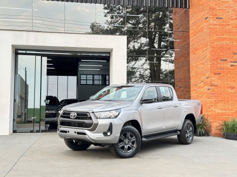 Toyota Hilux SR