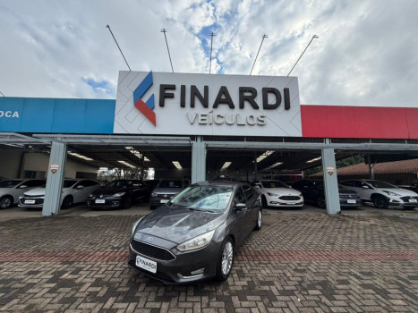 Ford Focus 2.0 16V/SE/SE Plus Flex 5p Aut.