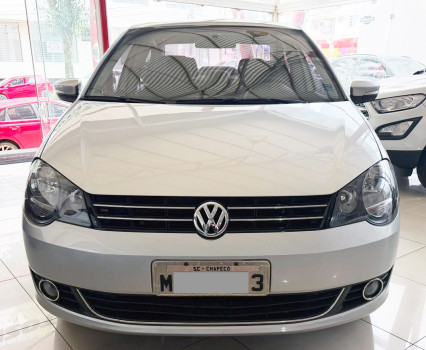 Volkswagen Polo Sed. COMFORT. 1.6 Mi Tot. Flex 8v