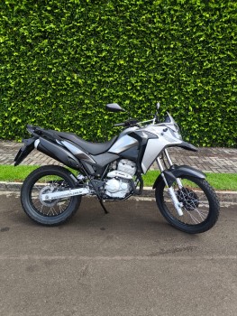 Honda Xre 300 ABS PLACA: DJL5C01