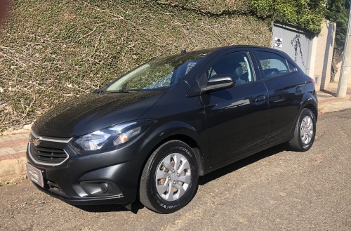 Chevrolet Onix 1.0 completo