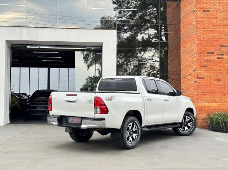 Toyota  hilux cdsrxa4fd