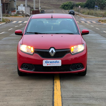 Renault Sandero Authentique 1.0