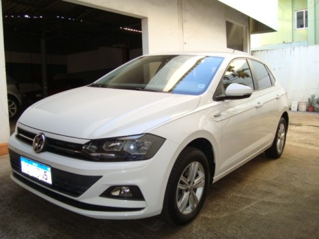 Volkswagen Polo Comfortline 1.0 200 Tsi Automático