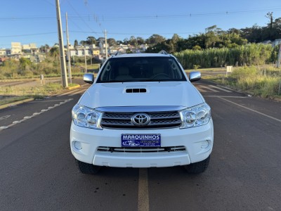 Toyota Hilux Sw4 2011 Completa 7 lugares 4x4 Disel