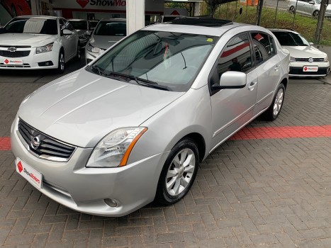 Nissan Sentra SL 2.0 automático