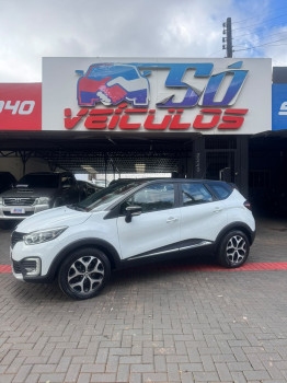 Renault Captur INTENSE 1.6