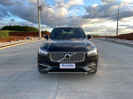 Volvo XC90 D-5 Inscript 2.0 Diesel AWD 7 Lugares