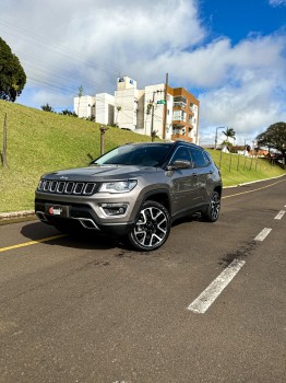 Jeep Compass Limited 2.0 4x4 - Impecável