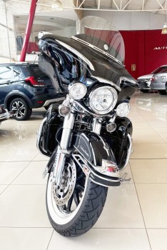 Harley Davidson Electra Glide Ultra Clássico S.Eagle FLHTCU